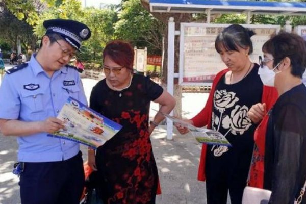 某村在家家都有吸毒者这反应的吸毒类型为