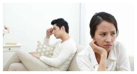 给男朋友发我想你了但他只回表情，这是什么意思呢？