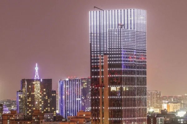 上海千亿土拍大戏结束，稀缺地块底价成交，哪些企业是收购主力？