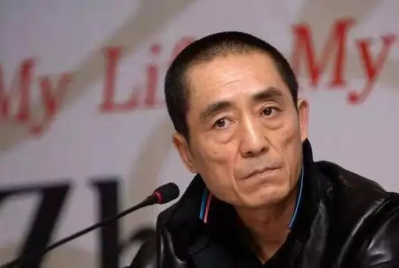 张艺谋接连受聘为北电特聘教授北舞荣誉教授，如何评价他的实力？