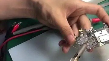 苹果14有滋滋声是什么情况？