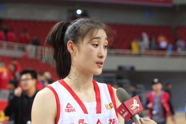 王雪朦女篮个人资料