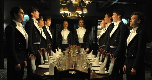 喧嚣贵族的剧情简介