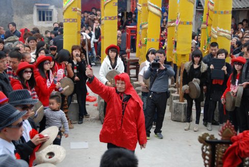 家家扶得醉人归全诗