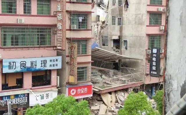 长沙自建房事故造成23人被困,39人失联,此事故给予了什么哪些警示?