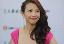 蔡少芬录制综艺时突发不适深夜就诊，艺人的身体有多差？