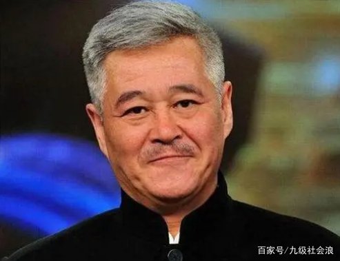 臧天朔和成龙有什么过节？