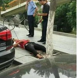 男子路边中箭受伤事件有最新消息了吗？