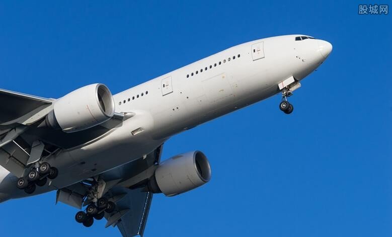 波音炒掉现任CEO