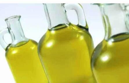 急手被502胶水粘住了怎么办？