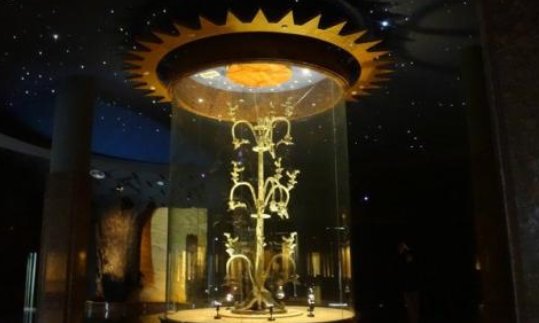 青铜神树修复后将第一时间展出，为何要做这个打算？