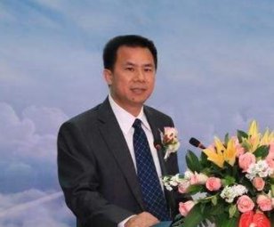 白云机场“70后”董事长邱嘉臣辞职,背后的原因有哪些?