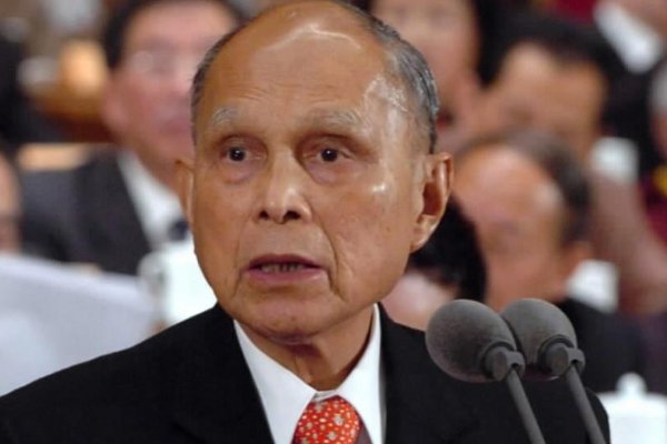 2000年到2022年享受国葬的人