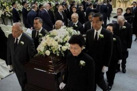 扶灵是什么意思 扶灵人一般是什么关系(亲密的人)