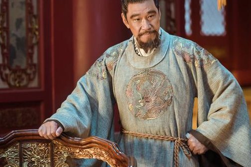 为何明朝时期的皇帝,都总被大臣所欺负?