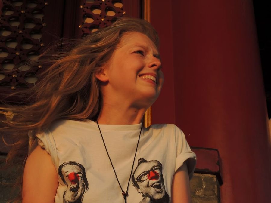 Carrie英文名的含义是什么？