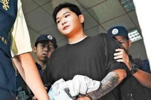 大名鼎鼎的黑帮头目翁奇楠,为何最后落得惨死的结局?