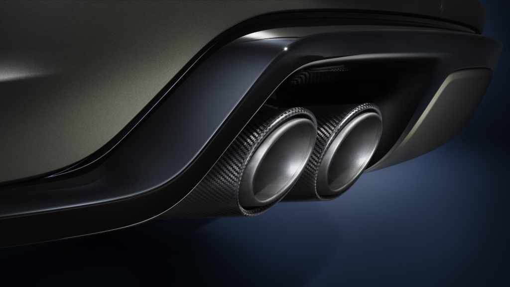 新现代豪华主义的性能旗舰 全新揽胜运动版SV全球首秀