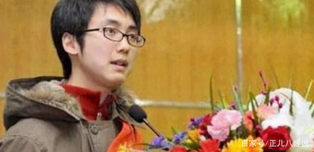 15年前感动无数人,背着母亲上学却要做变性人的刘婷,如今怎样了?