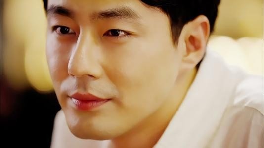 赵寅成在韩国娱乐圈属于什么样的地位？