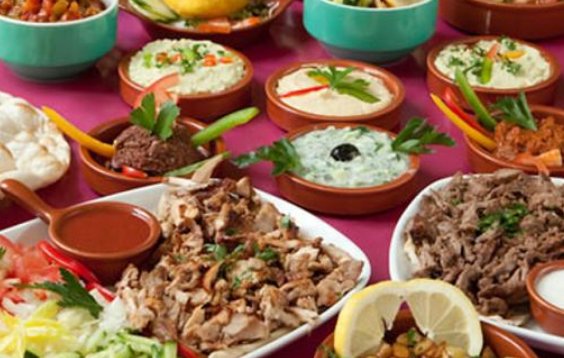 英国一女子对所有食物过敏是天生的还是后天造成的?