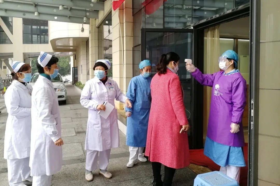 莆田本轮疫情疑似源头或为隔离期间感染,本轮疫情的特点是什么?