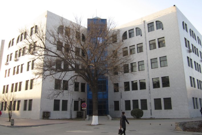 河北农业大学西校区的地址