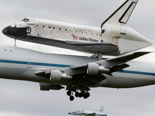 美国执行太空任务最多的航天飞机是