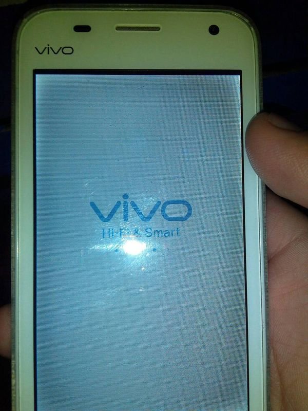 手机开不了机怎么刷机啊。