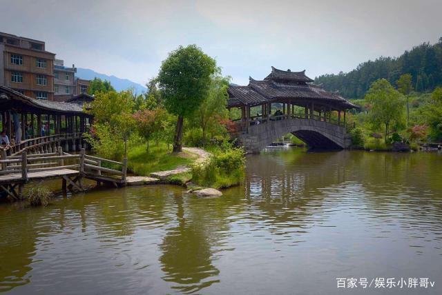 福建最“神秘”村庄，人鱼共处800年，满村都是河南人？