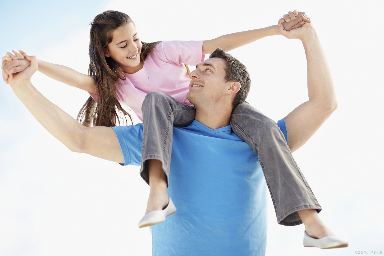 我家孩子10岁了，是一名小女孩，现在特别叛逆怎么办呢？