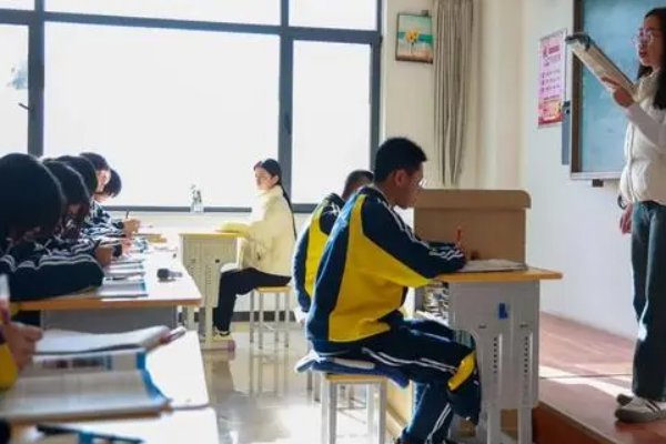 天冷可以不去上课吗