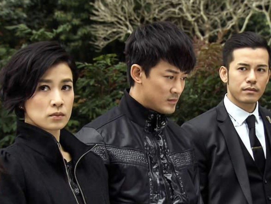 《使徒行者》几个卧底？