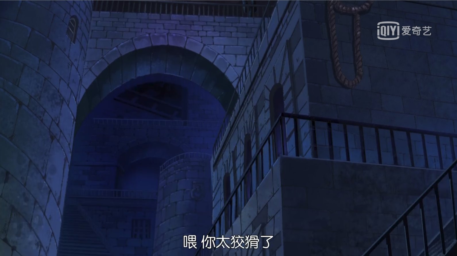 海贼王》为什么在海底监狱里小丑巴基能脱逃？他不是已经被戴着海缕石手拷吗？