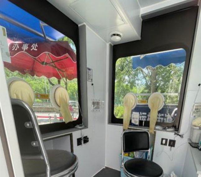 起底郑州“丁义珍式”采样亭：每小时少采50人，采样亭的设计是否合理？