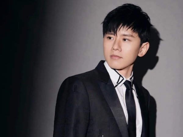 张杰谢娜的年龄