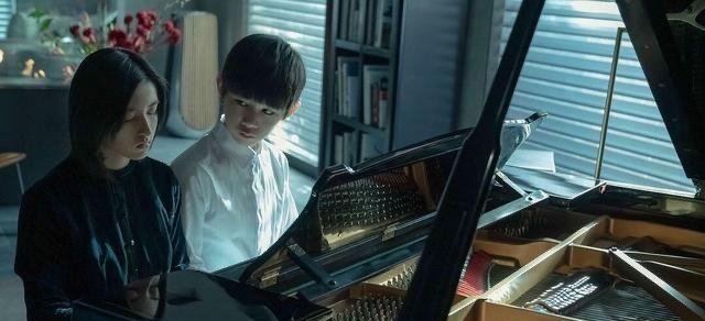 电影《秘密访客》票房过亿,观众对该部影片的评价如何?