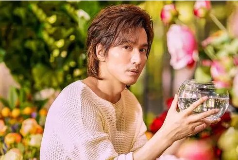 他站在夏花绚烂里小说结局是什么?