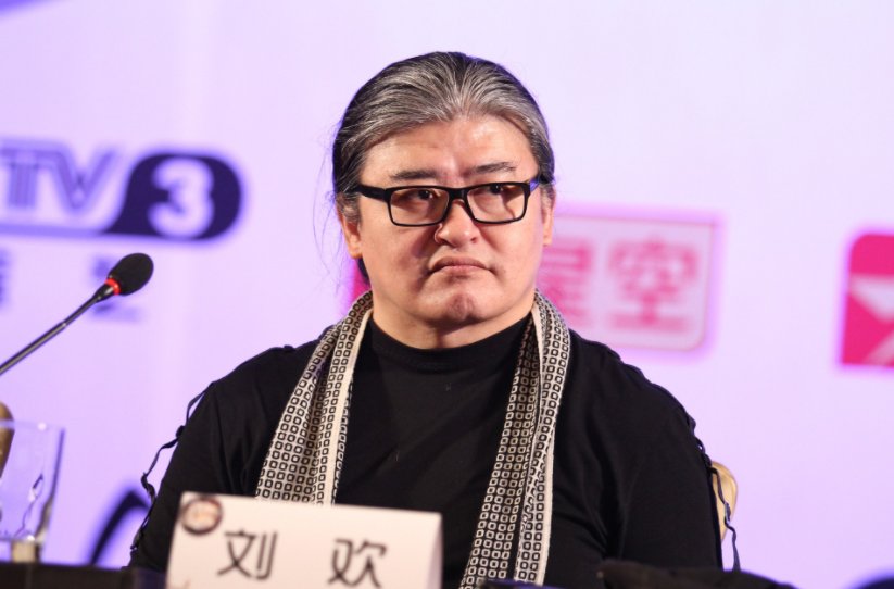 于月仙葬礼完毕，刘欢身体又出现问题，退出好声音录制，他到底怎么了？