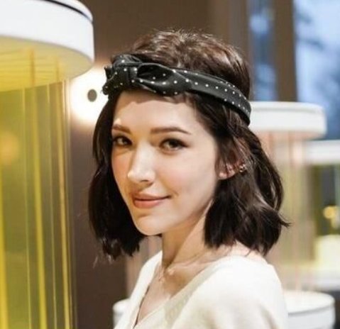 许玮甯婚后首晒照片，女神美貌改变大，她的状态如何