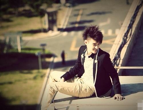 璀璨人生小伟的结局