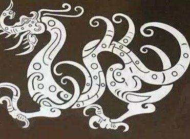 端午节的来源与史上的百越族有关，百越族的图腾是什么？