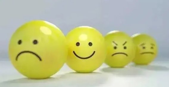 男友好的时候特别好。疼我疼的不行。生气的冲我发生发火真的特别害怕，怎么办？