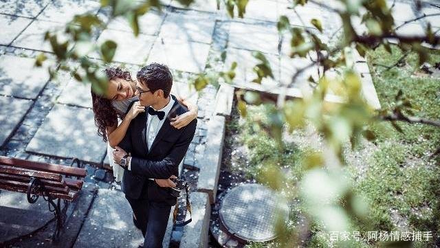 28岁男人：我不爱她了，但她把第一次给了我，我会负责到底，你怎么看？