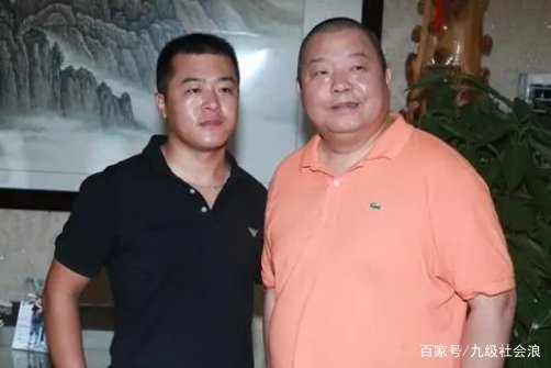 臧天朔和成龙有什么过节？