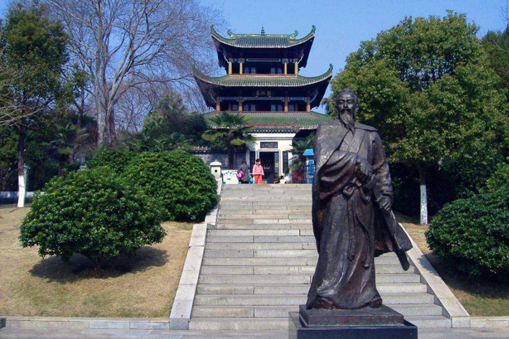 碧天如水夜云轻上一句