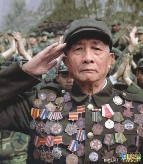 江苏一位8旬老人开过苏制T-34坦克叫什么名字