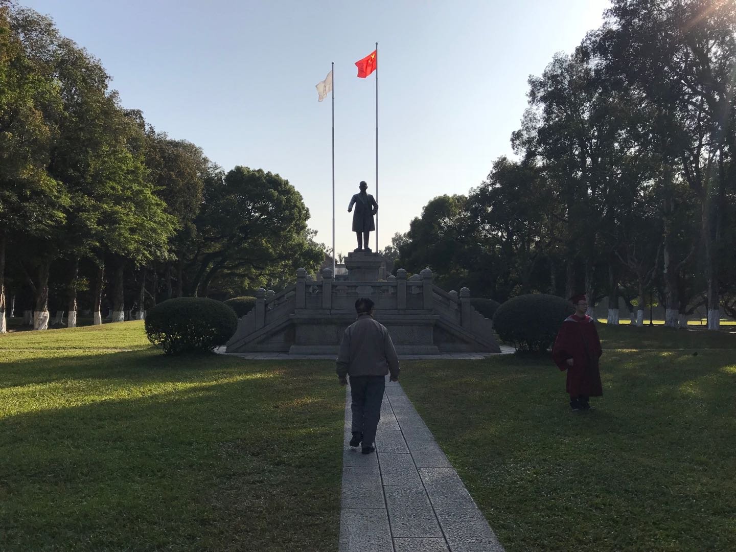 孙中山和中山大学有哪些关联？