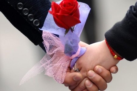 怎么回复光棍节祝福短信呢？