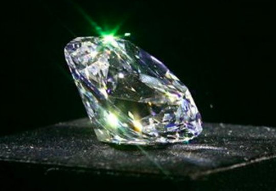 英国公司称研发出空气钻石？